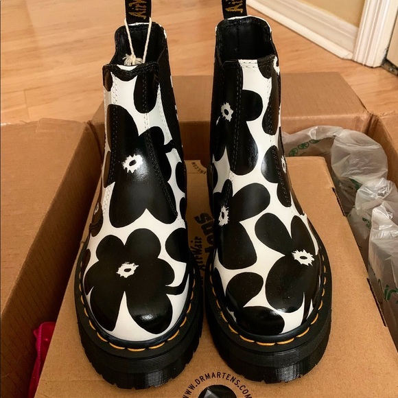 Custom, Hand-Painted Marimekko-Inspired Boots - Picture 5 of 6